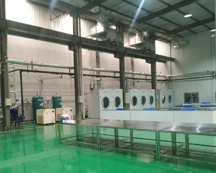布草洗滌廠選購洗脫機(jī)需要注意的事項(xiàng) 布草洗滌廠選購洗脫機(jī)需要注意的事項(xiàng)